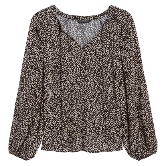 NWOT Banana Republic Cheetah Split Neck Tie Top Blouse - Picture 1 of 6